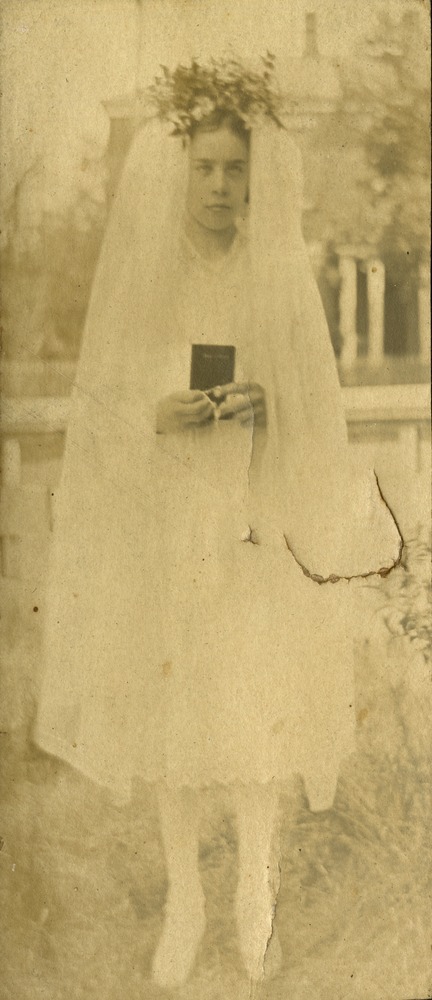 Young girl in communion outfit