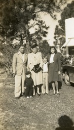 [1944] Elizabeth Tucker with Earl, Melba, and children