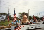 [1991-04] Liberty Bell Float