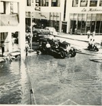 [1947] Fire Truck in Flood
