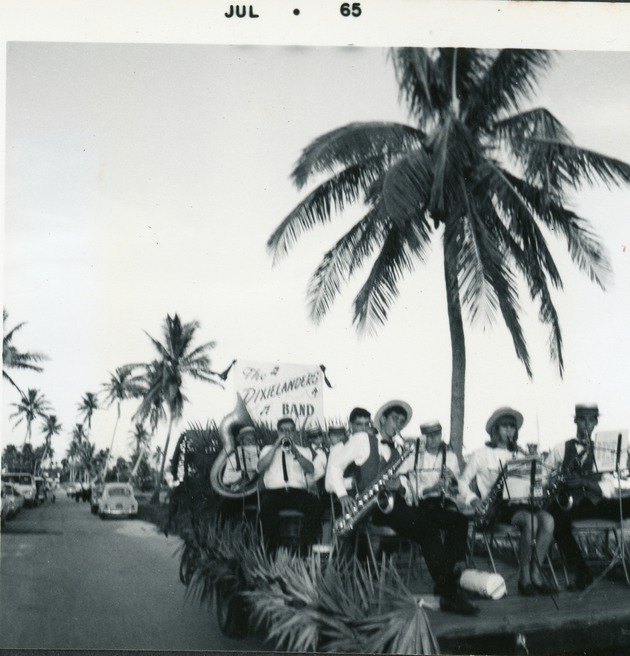 Dixielanders Band float, 1965