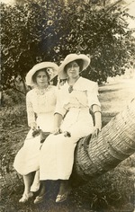 Ella Harper and friend, c. 1917