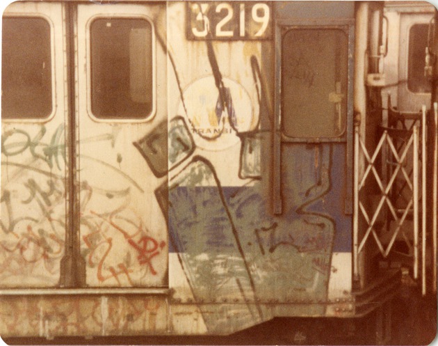 Iz the Wiz Grafitti on Subway Car 3219 - Verso