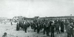 Crowd at the shore of Lake Park, Florida, c. 1919