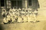 Erma White Mercer's Boynton Elementary School class with Big Rich, c. 1925