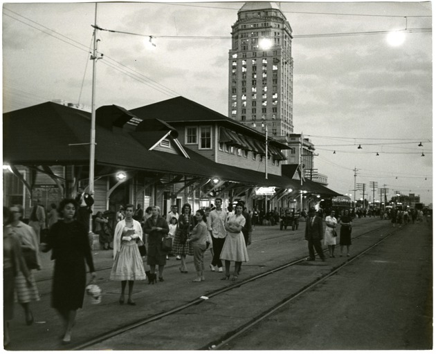 Elvis Presley Fans at Fec Station