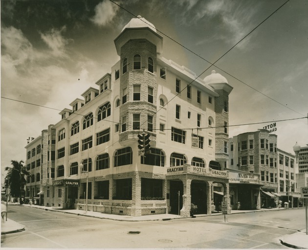 Gralynn Hotel