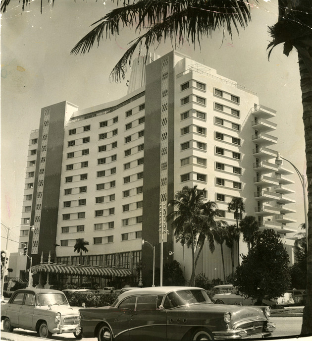 Eden Roc Hotel