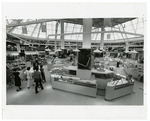 [1982-08-16] Interior of Miami International Mall