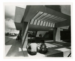 [1982-08-13] Exterior of Miami International Mall