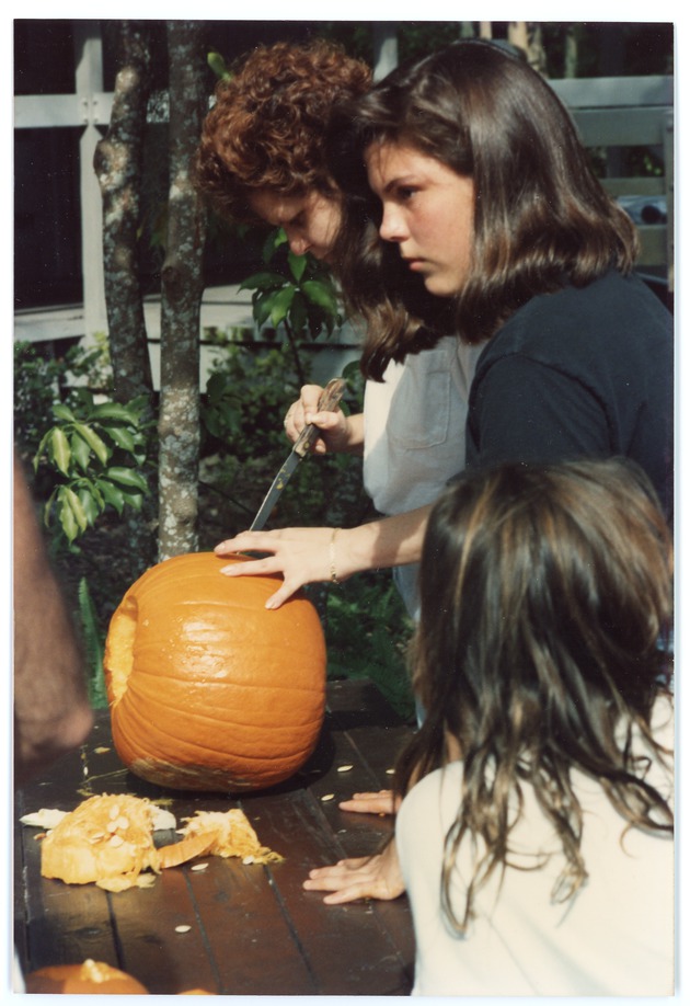 Pumpkin Carving Contest at Arch Creek