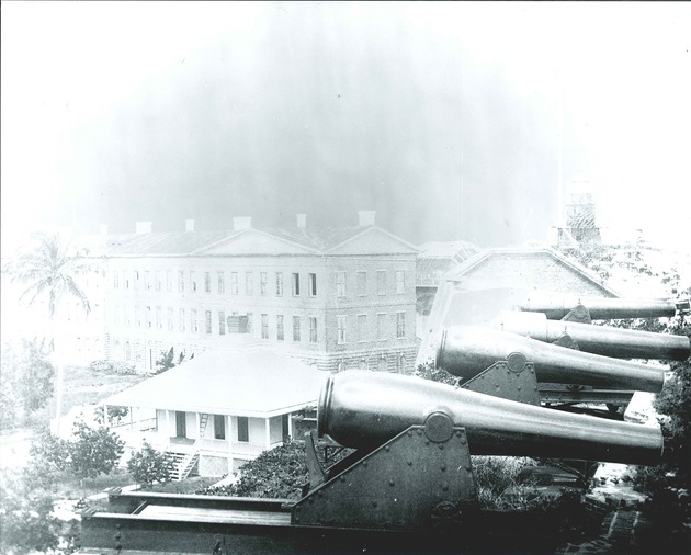 Row of cannons on barbette