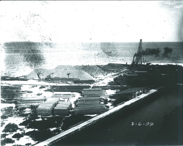 Coaling dock construction