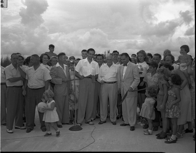 Causeway bridge on 125th Street ribbon cutting ceremony