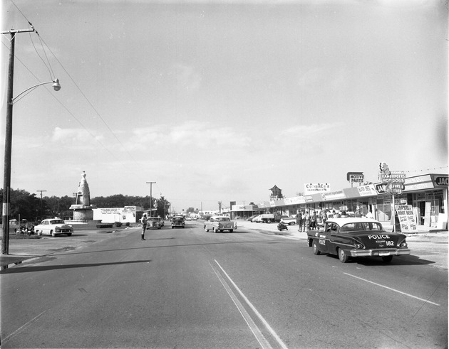 W. Dixie Highway and NE 9th Ave. by Irons Manor Fountain