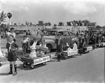 [1954-03-27] Boy scouts line up to begin the street parade