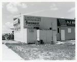 Rex's Sundries restaurant on West Dixie and NE 139 Street - exterior view