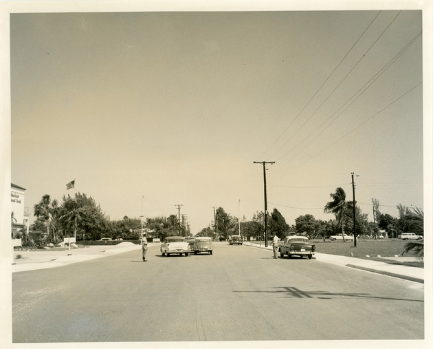 NE 10 Ave. and 125 St. looking west