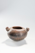 Small bowl with loop-type ears