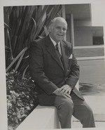Portrait Alberto Bolet seated