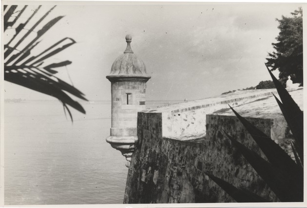 Turret at Castillo del Morro in Santiago de Cuba - Recto