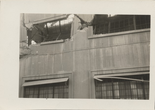 Debris and damage of Swift & Co. building in Santiago de Cuba after 1932 earthquake - Recto