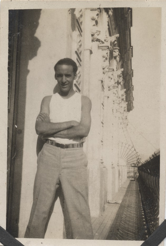 Abril Lamarque standing outside building - Recto