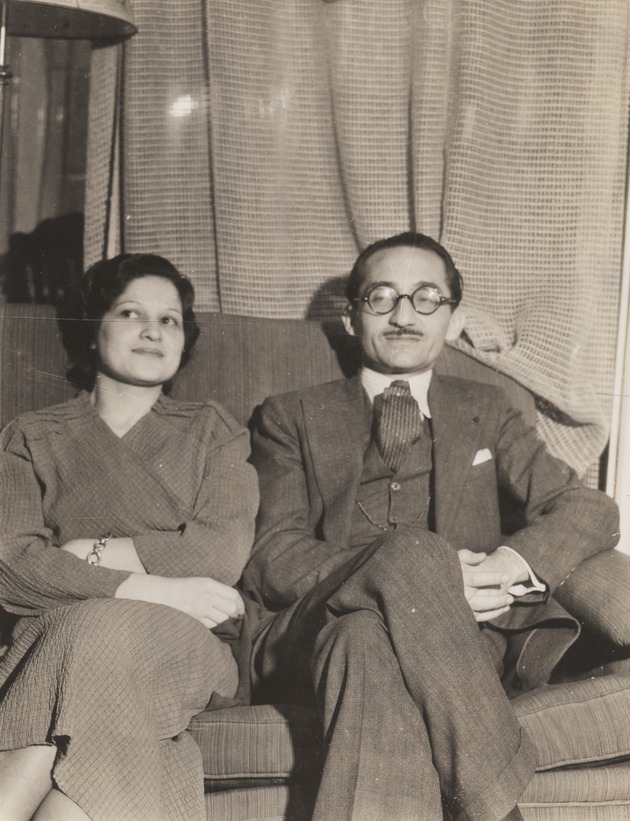 Jorge Mañach (pictured left) with unidentified woman - Recto