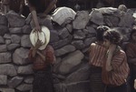 [1978-11] Santiago Atitlán, Guatemala kids 2