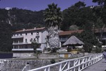 [1976-11] Lake Atitlán hotel 2