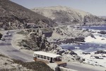 [1970-11] Rocky coast north of Viña del Mar, Chile