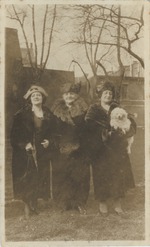 Mana-Zucca, Yachne Zuccamanov and Beatrice