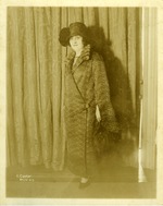 Full length portrait of Beatrice by I. Cantor