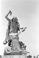 [1971-05] Sculpture of a man and lion, Haiti