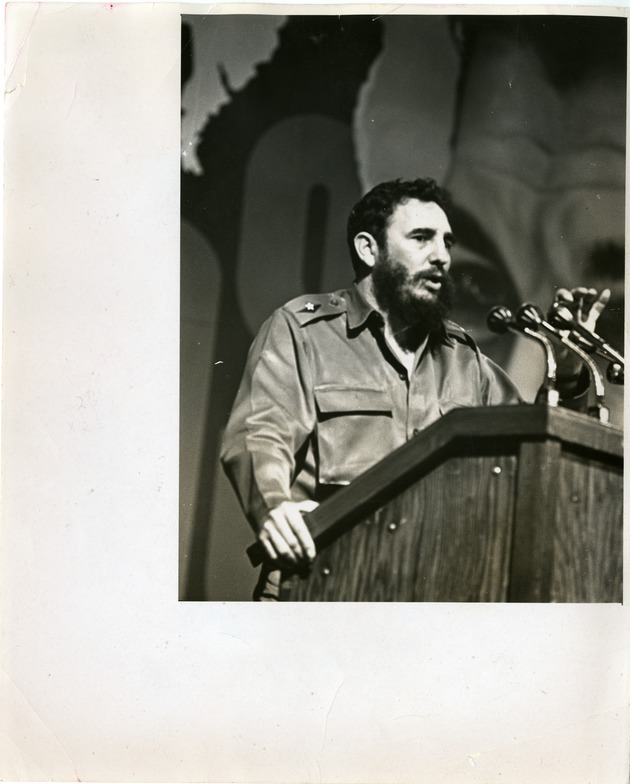 Fidel Castro speaks at the first conference for Organization of Latin American Solidarity 1 - 