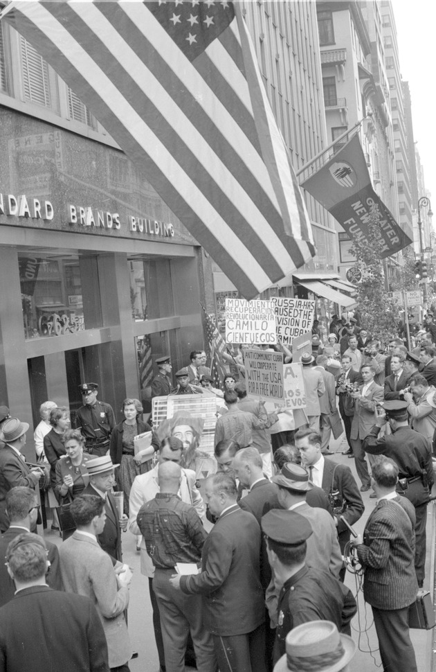 Picketing the Cuban consulate 3