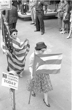 [1960-06-11] Picketing the Cuban consulate 16