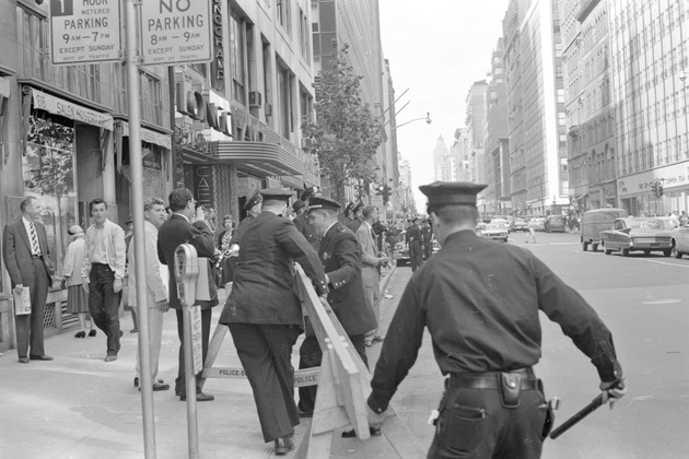 Picketing the Cuban consulate 34