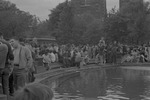 [1960-05-29] The fountain at Washington Square Park, Greenwich Village