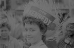 Woman wearing Viva Kennedy straw hat