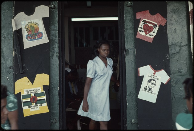 T-shirt shop, Dominica