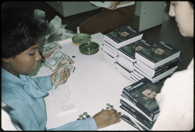 Book sale, Cuba