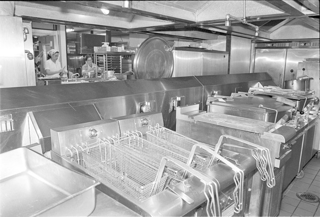 Cafeteria kitchen, University House, Florida International University