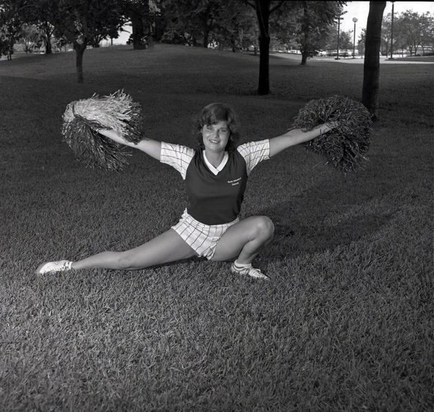 Florida International University 1982 Cheerleaders 18