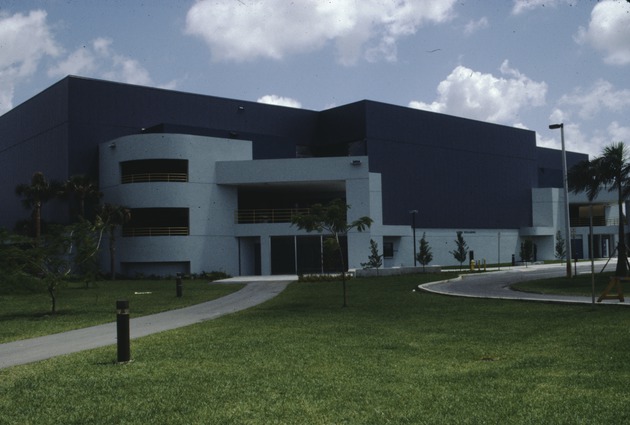 Sunblazer Arena, Tamiami Campus