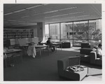 [1975/1976] Library interior, second floor Athenaeum