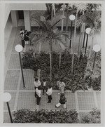 [1973] Deuxieme Maison courtyard