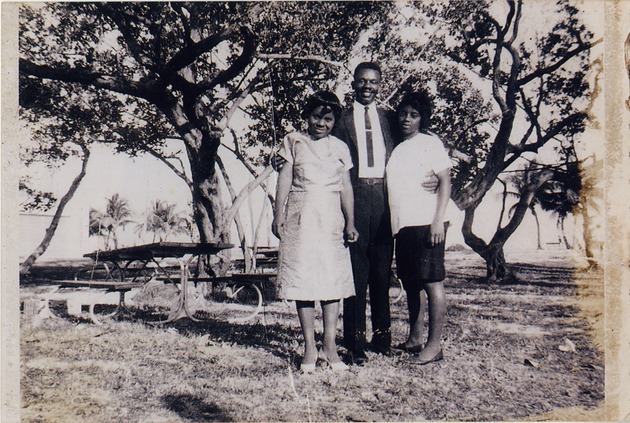 Family picture - Recto