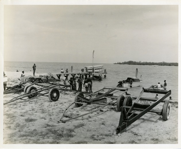 Boat docks - Recto