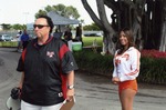 Man and Hooters girl
